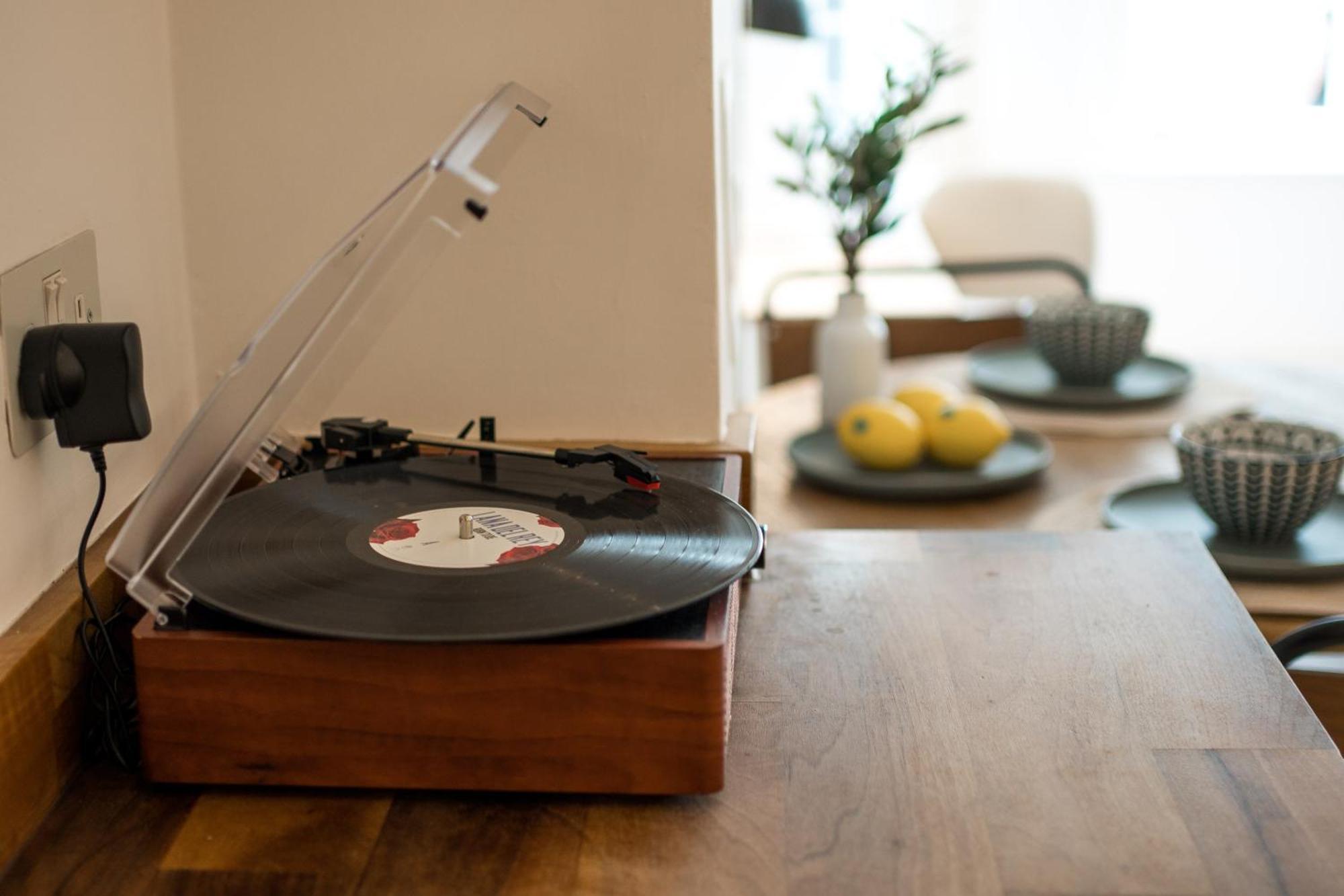 런던 Charming 2-Bed Flat In The Heart Of Nottinghill - Steps From Portobello Rd Market And Nottinghill Bookshop 아파트 외부 사진